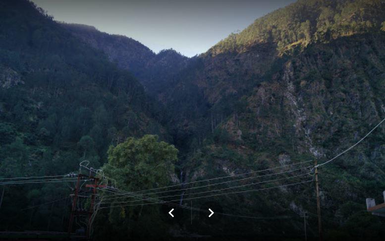 Hotel Inder Place Uttarkashi ภายนอก รูปภาพ